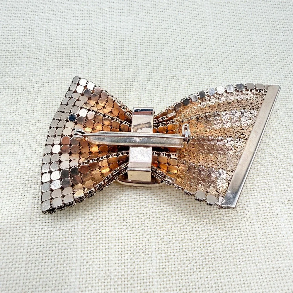 Vintage 80s Gold Tone Sequin Style Mesh Bow Brooch w/ Buckle 3